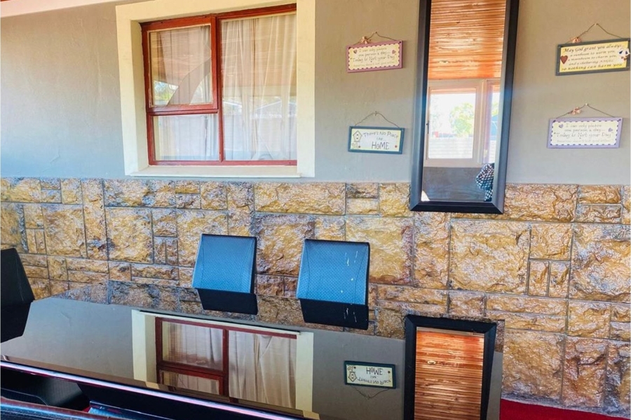 Commercial Property for Sale in Southernwood Eastern Cape